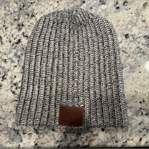 Love Your Melon | Navy and White Knit Beanie